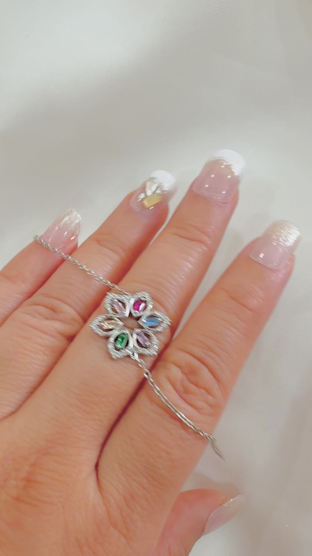 Eira Navya – Minimalistic 925 Silver Multicolor Petal Bracelet
