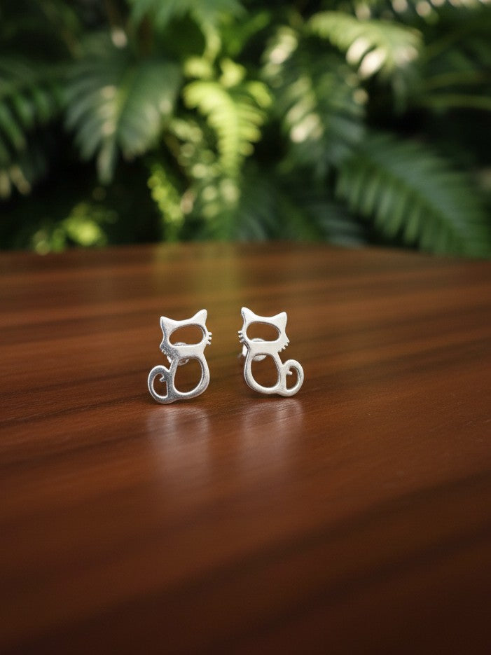 Meow Niyo - 925 Silver Handcrafted Cat Stud Earrings