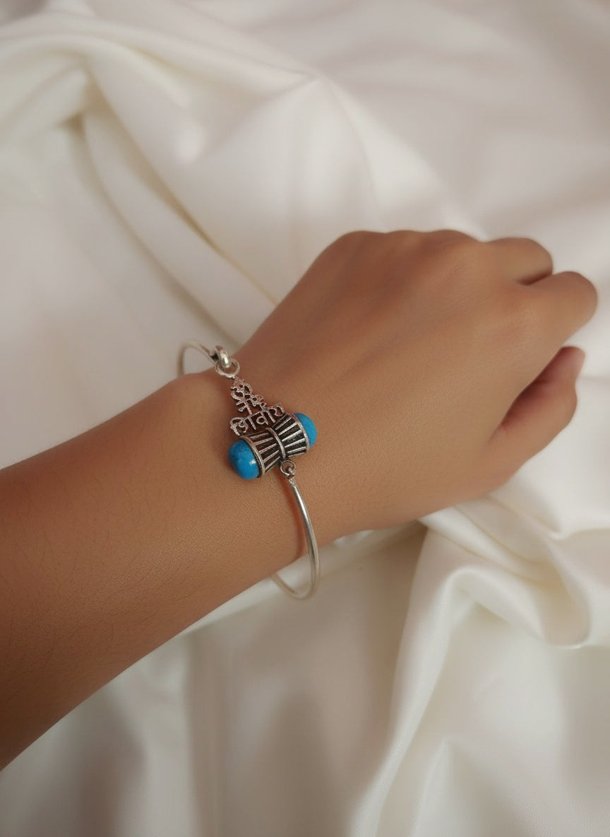 Rudratva Harmony 92.5 Handcrafted Openable Bracelet