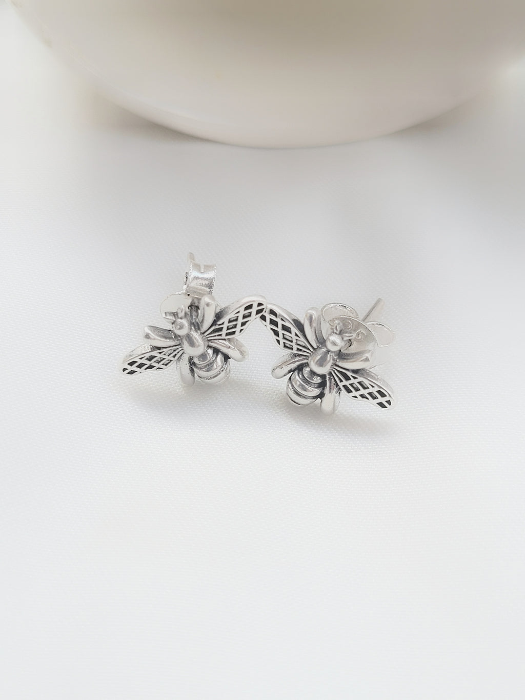 Buzzing Beauty Stud 92.5 Silver Earrings - Handcrafted