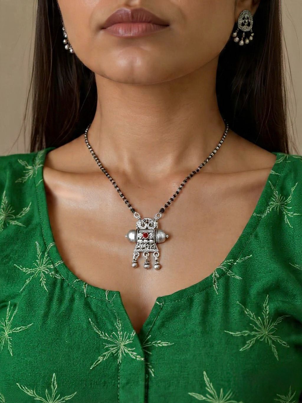 Damini - 925 Silver Handcrafted Black Beaded Chain Mangalsutra - Traditional