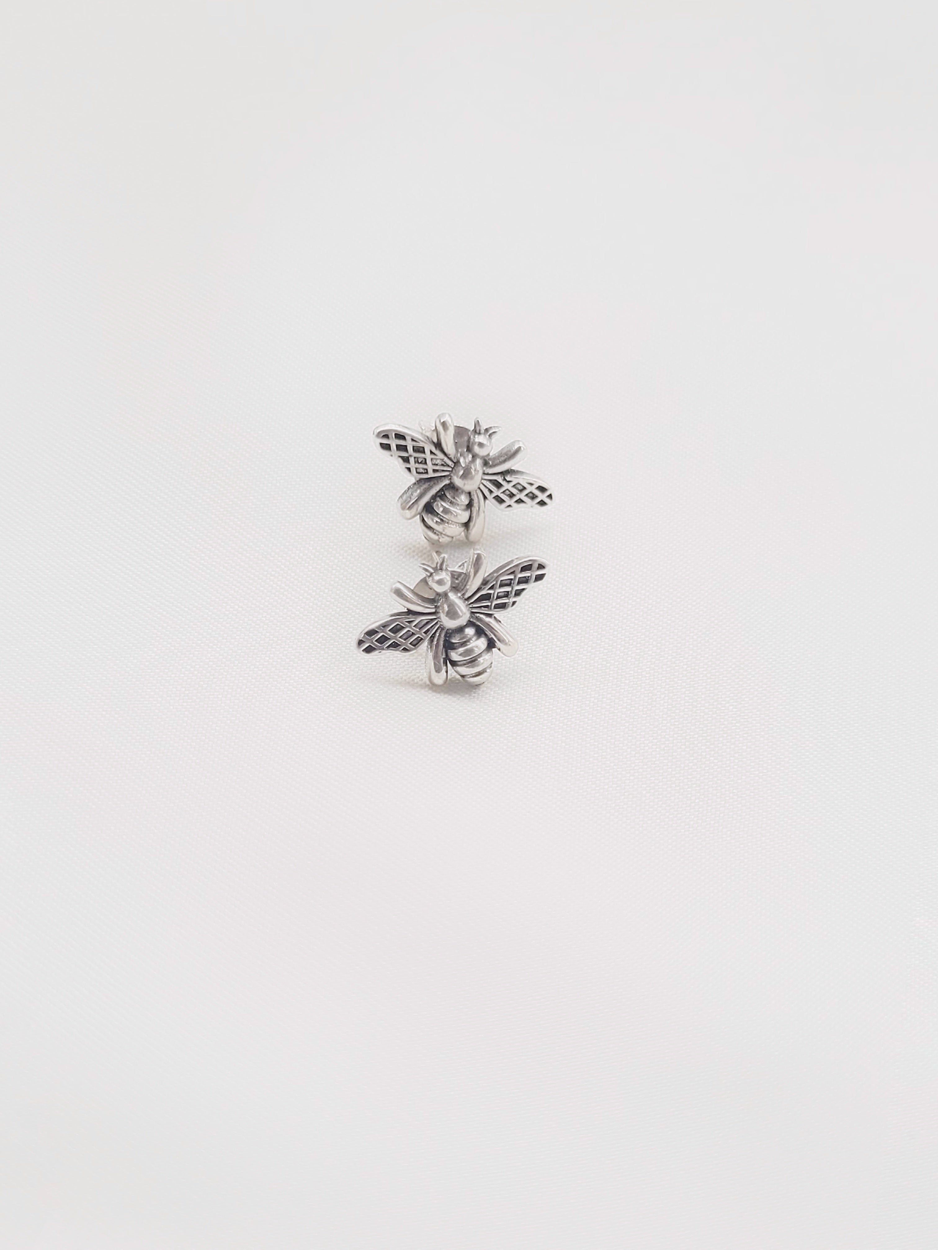 Buzzing Beauty Stud 92.5 Silver Earrings - Handcrafted