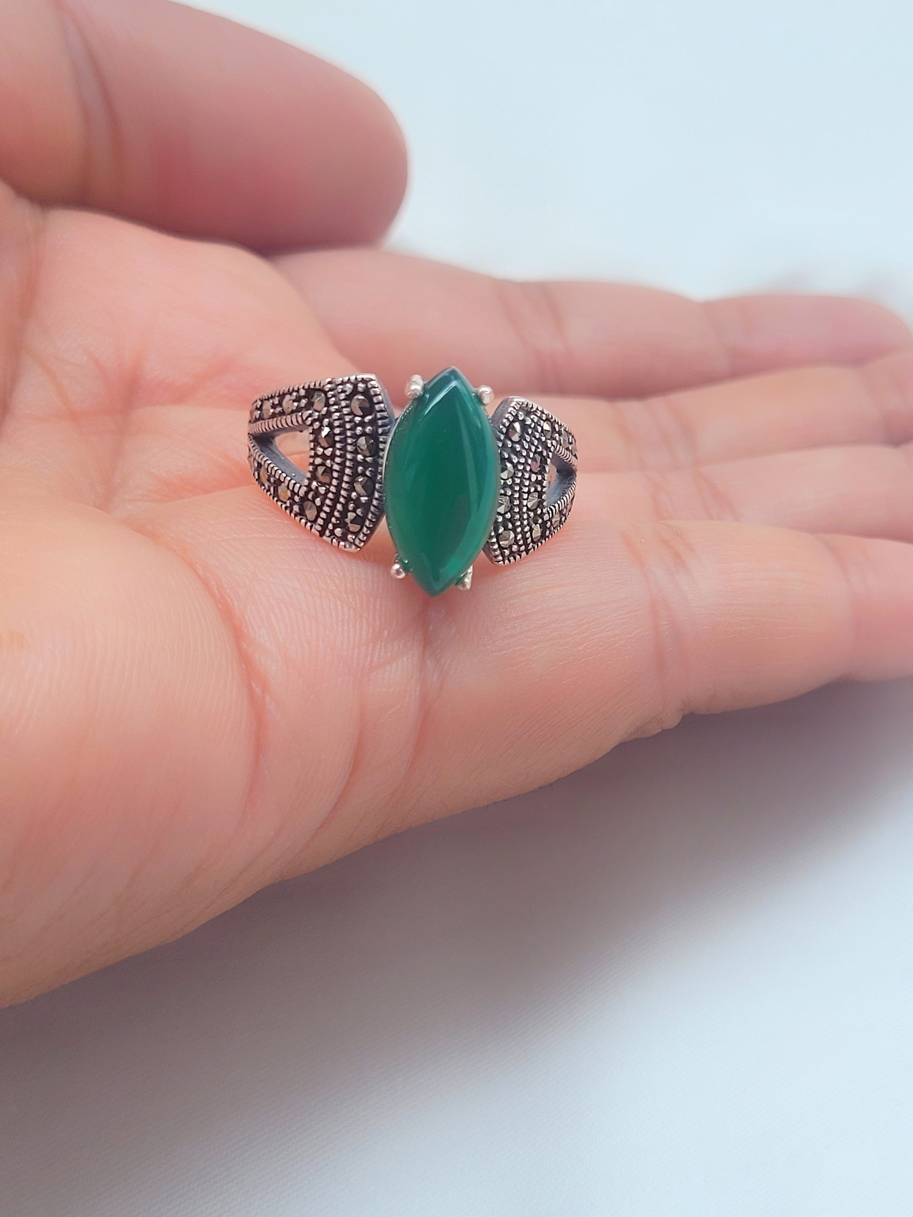 Marcasite Oval Green 92.5 Silver Ring