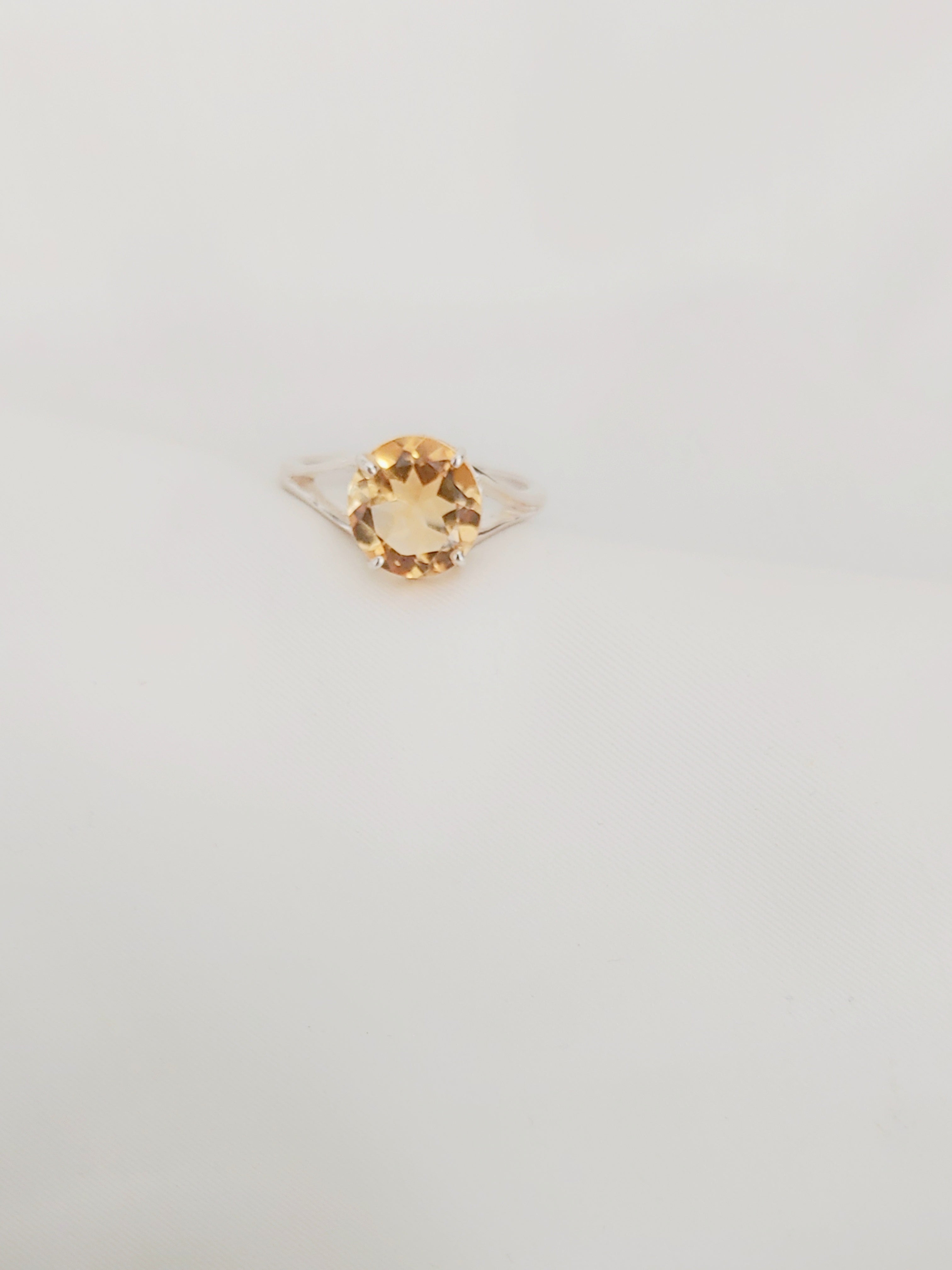 Suryamani Citrine Stone Leafy 92.5 Silver Ring