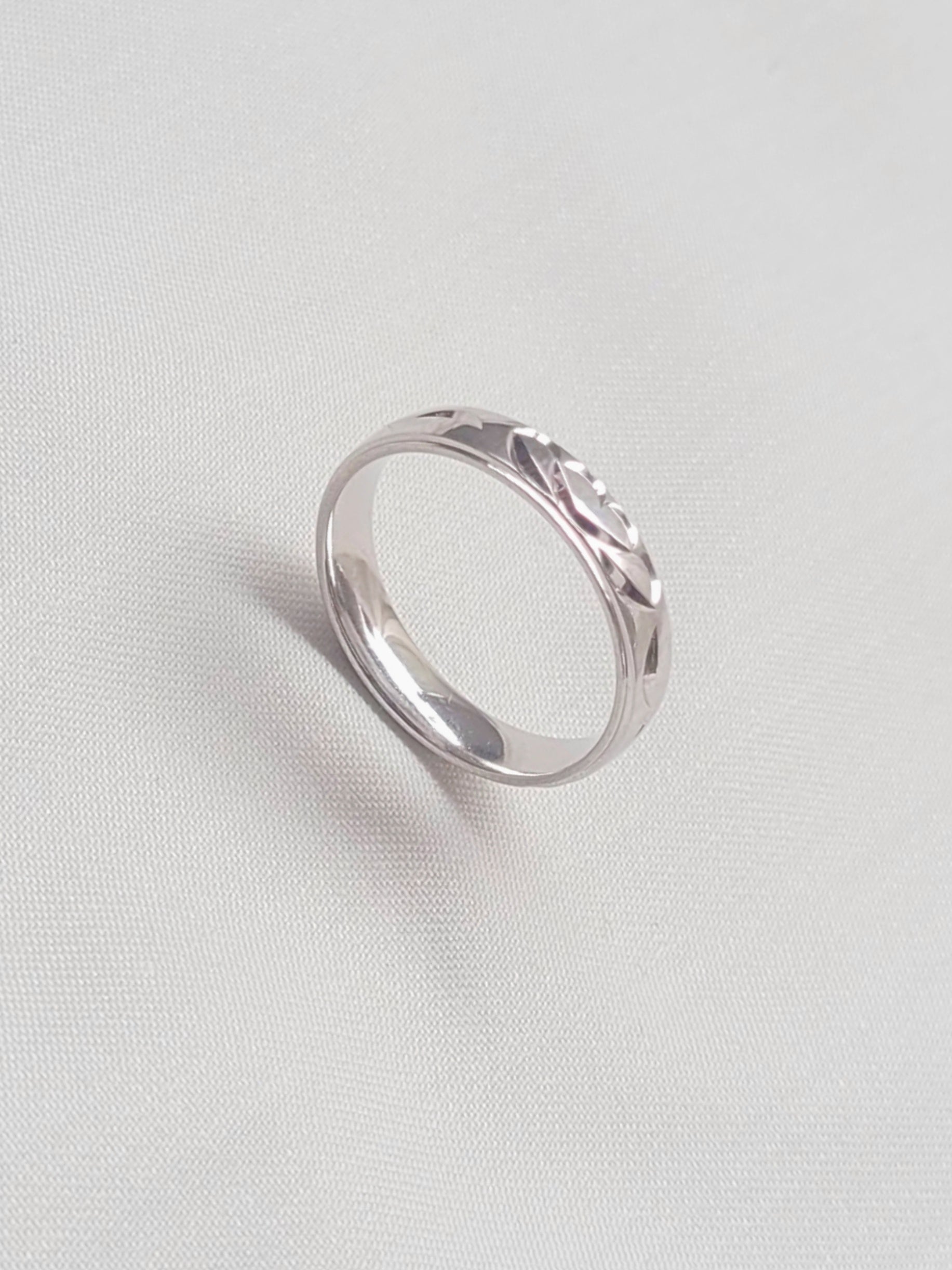 Vine Leaf Band 92.5 Silver Ring