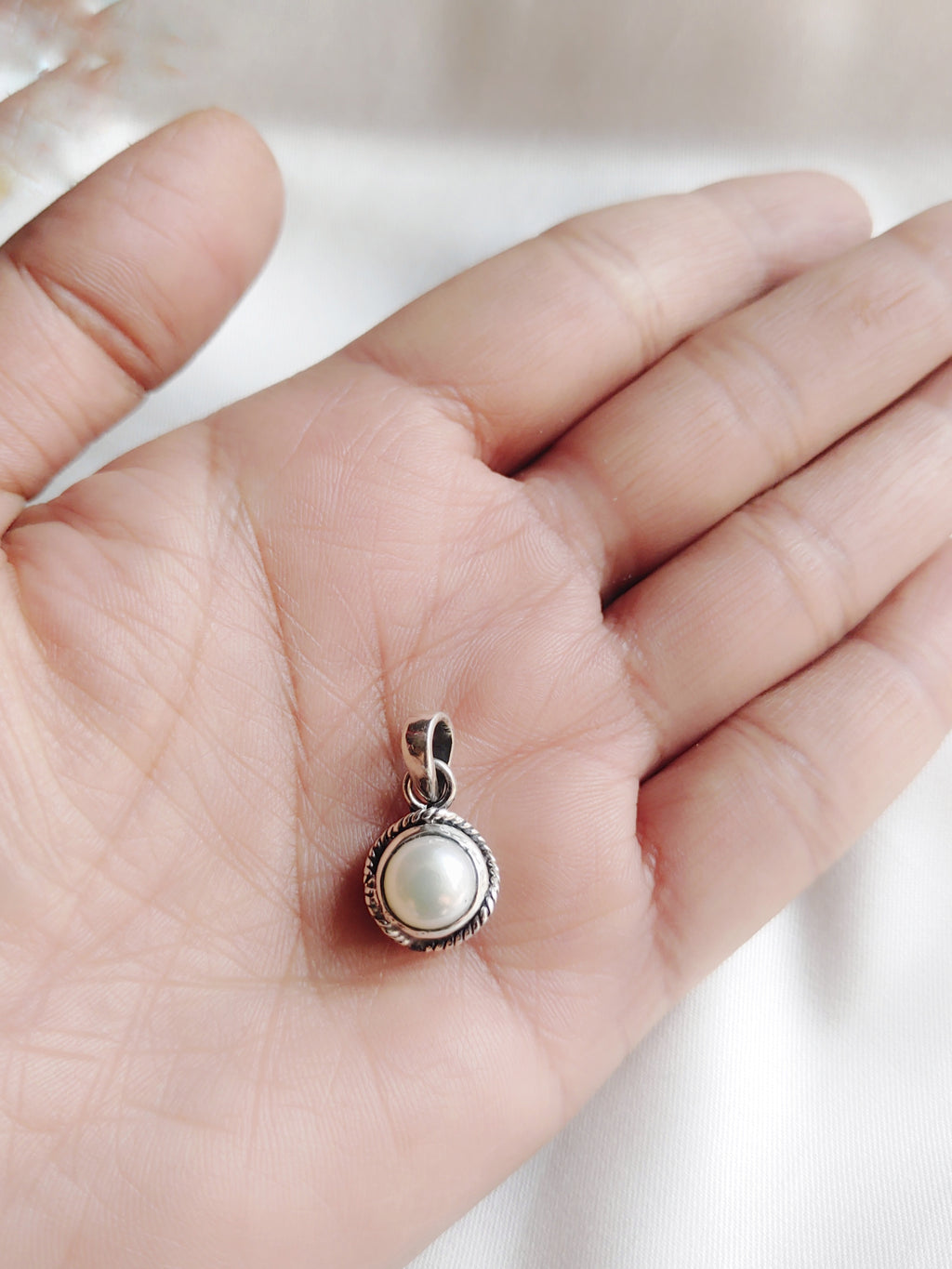 Classic White Pearl 92.5 Silver Handcrafted Pendant Without Chain