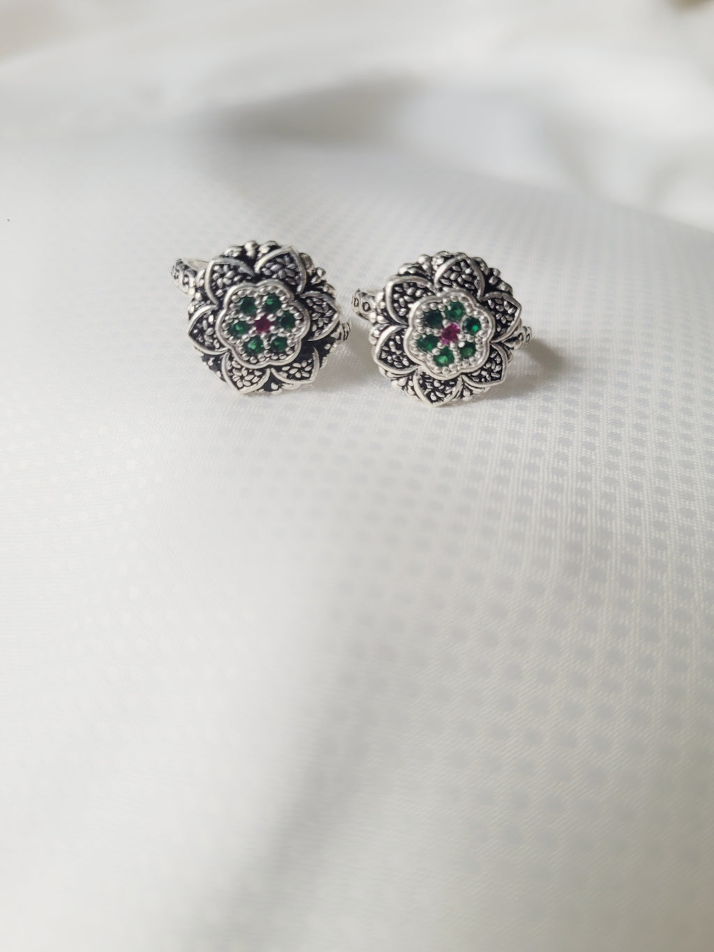 Floral Mandala Motif 92.5 Silver Toe Rings - Pair