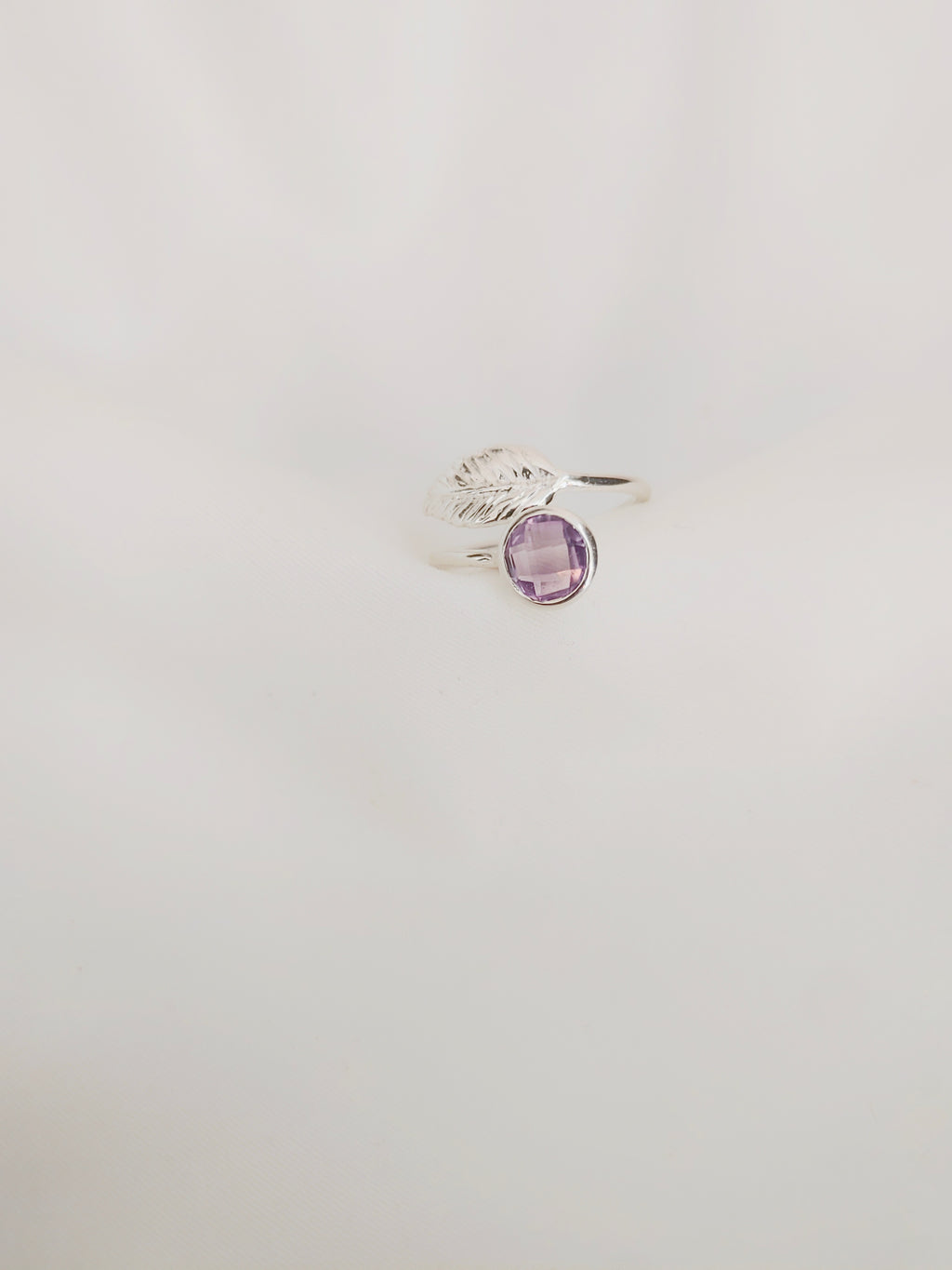 Ardhashakti Amethyst Stone Leafy 92.5 Silver Ring