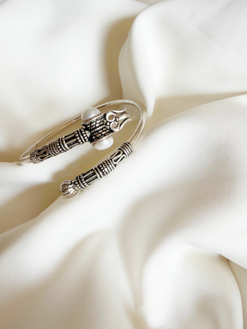 Shivsutra - Shiva Trishul And Damroo 925 Handcrafted Open Bracelet