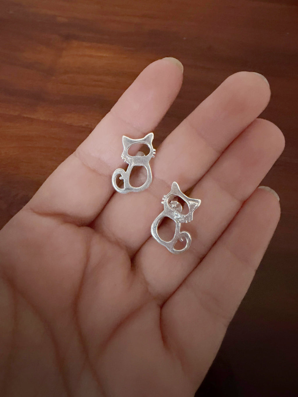 Meow Niyo - 925 Silver Handcrafted Cat Stud Earrings