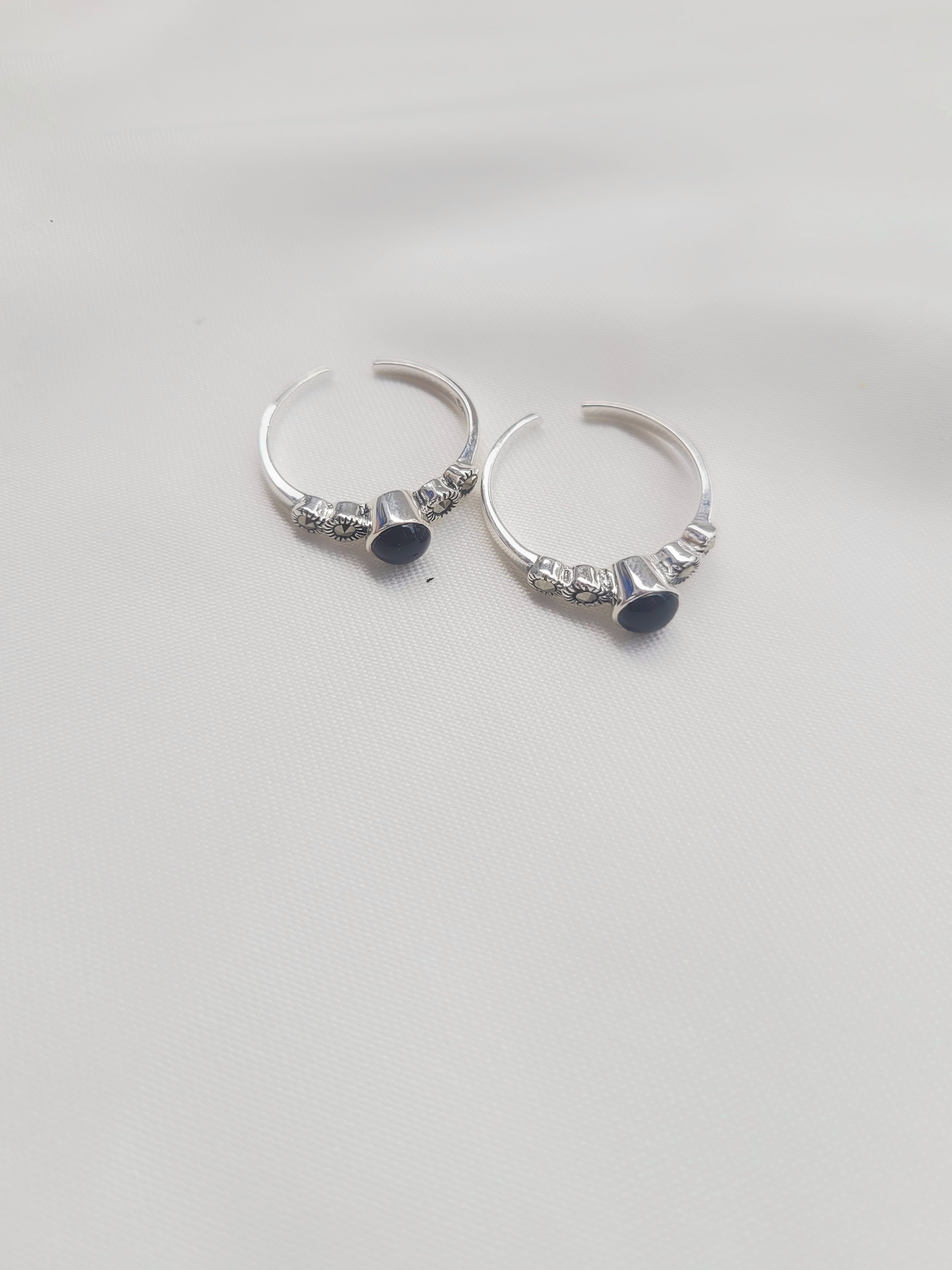 Marcasite Royal Midnight Toe Rings 92.5 Silver - Pair