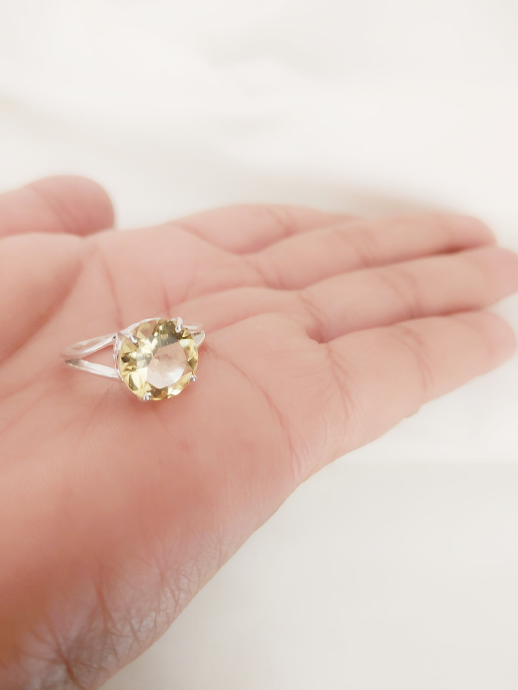 Suryamani Citrine Stone Leafy 92.5 Silver Ring