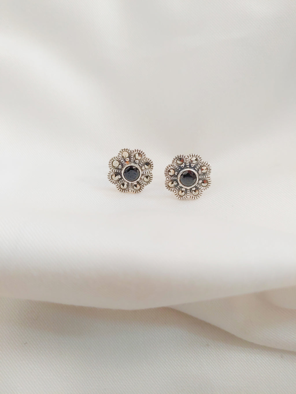 Flowery Black Onyx 92.5 Silver Marcasite Stud Earrings