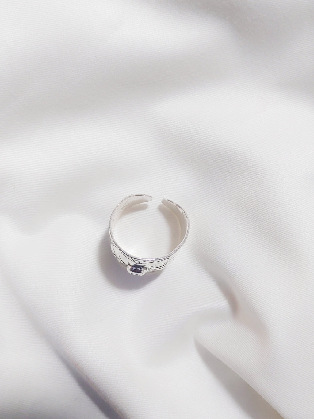 Bloom Crest Traditional 92.5 Silver Adjustable Ring