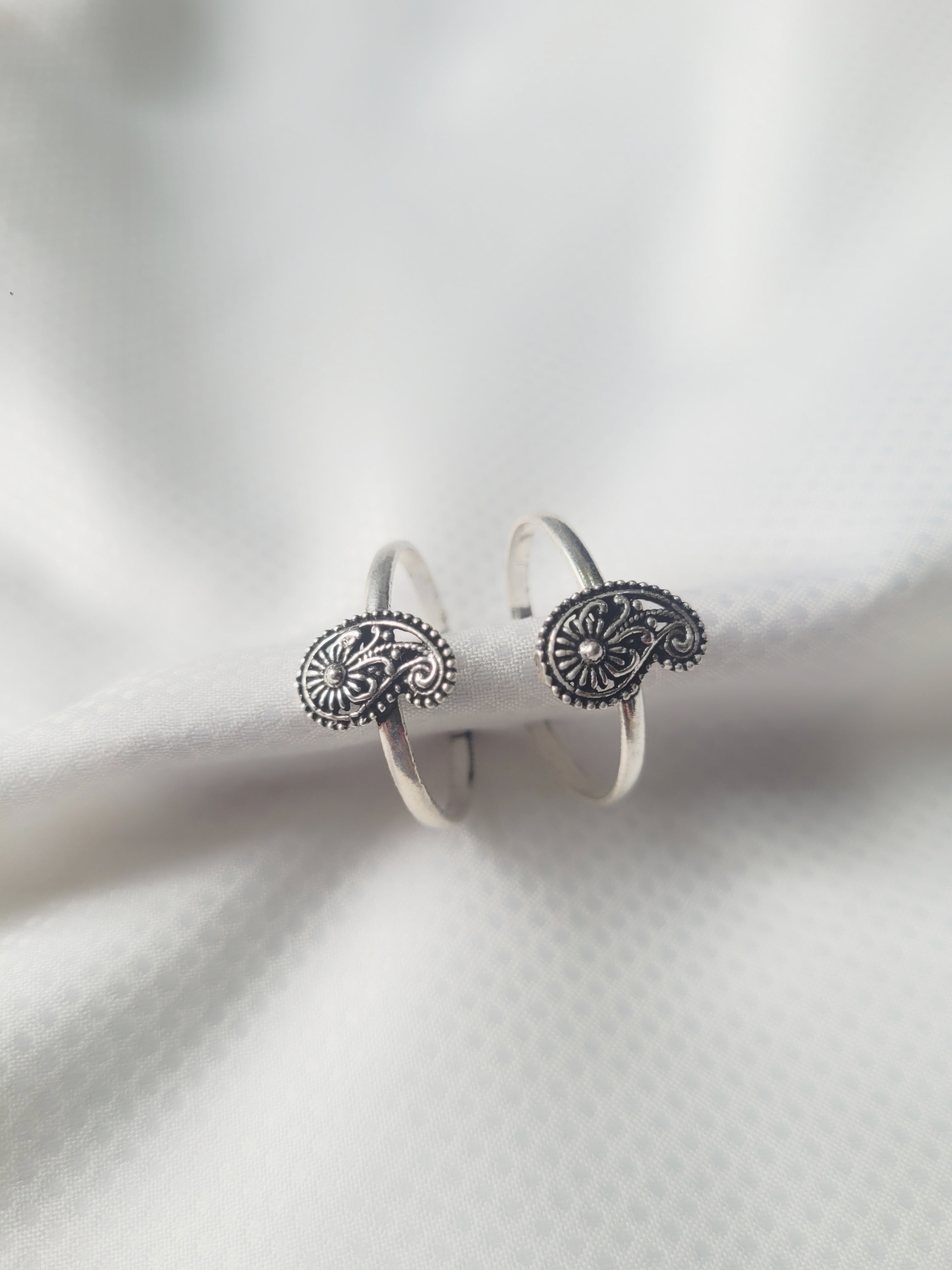 Paisley Bloom 92.5 Silver Toe Rings - Pair