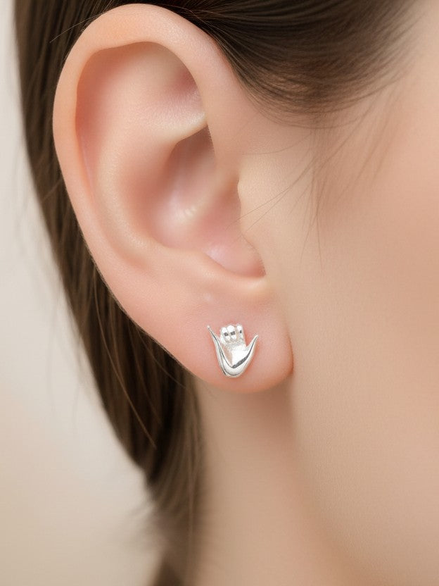 92.5 Silver Yo Stud Earrings