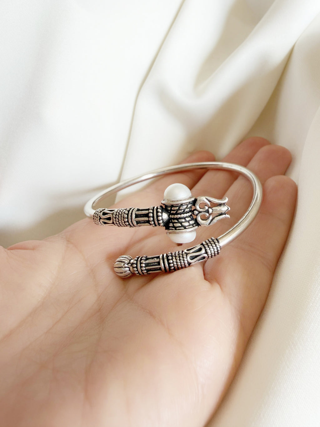 Shivsutra - Shiva Trishul And Damroo 925 Handcrafted Open Bracelet