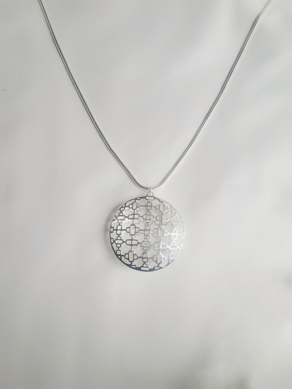 Grid Pattern 92.5 Silver Pendant (Without Chain) - Handcrafted