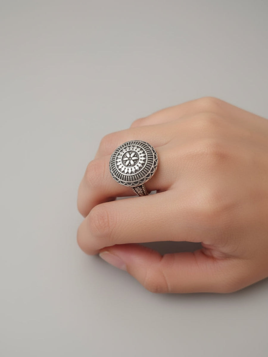 Chakrika Mandala 925 Silver Adjustable Ring