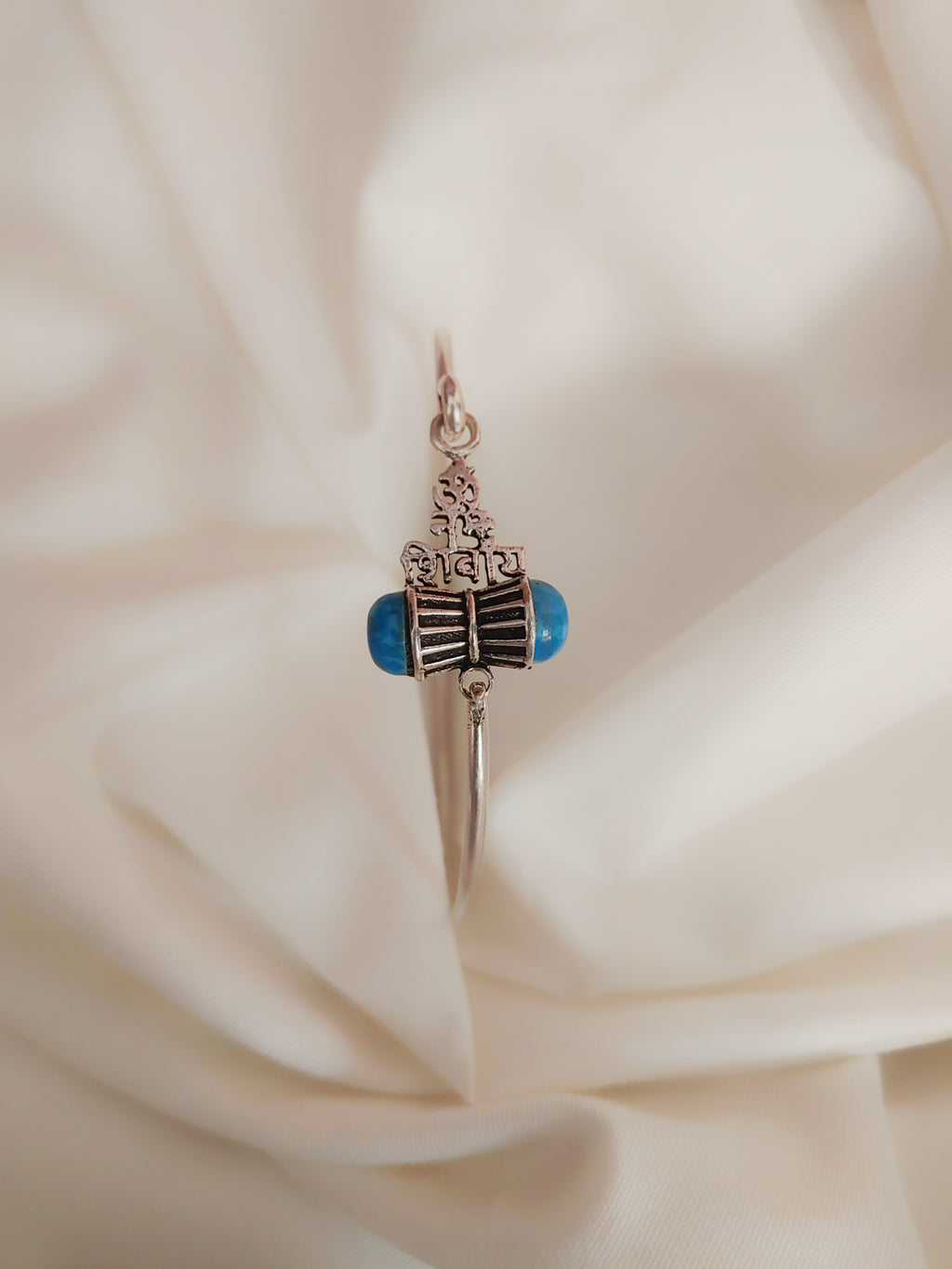 Rudratva Harmony 92.5 Handcrafted Openable Bracelet