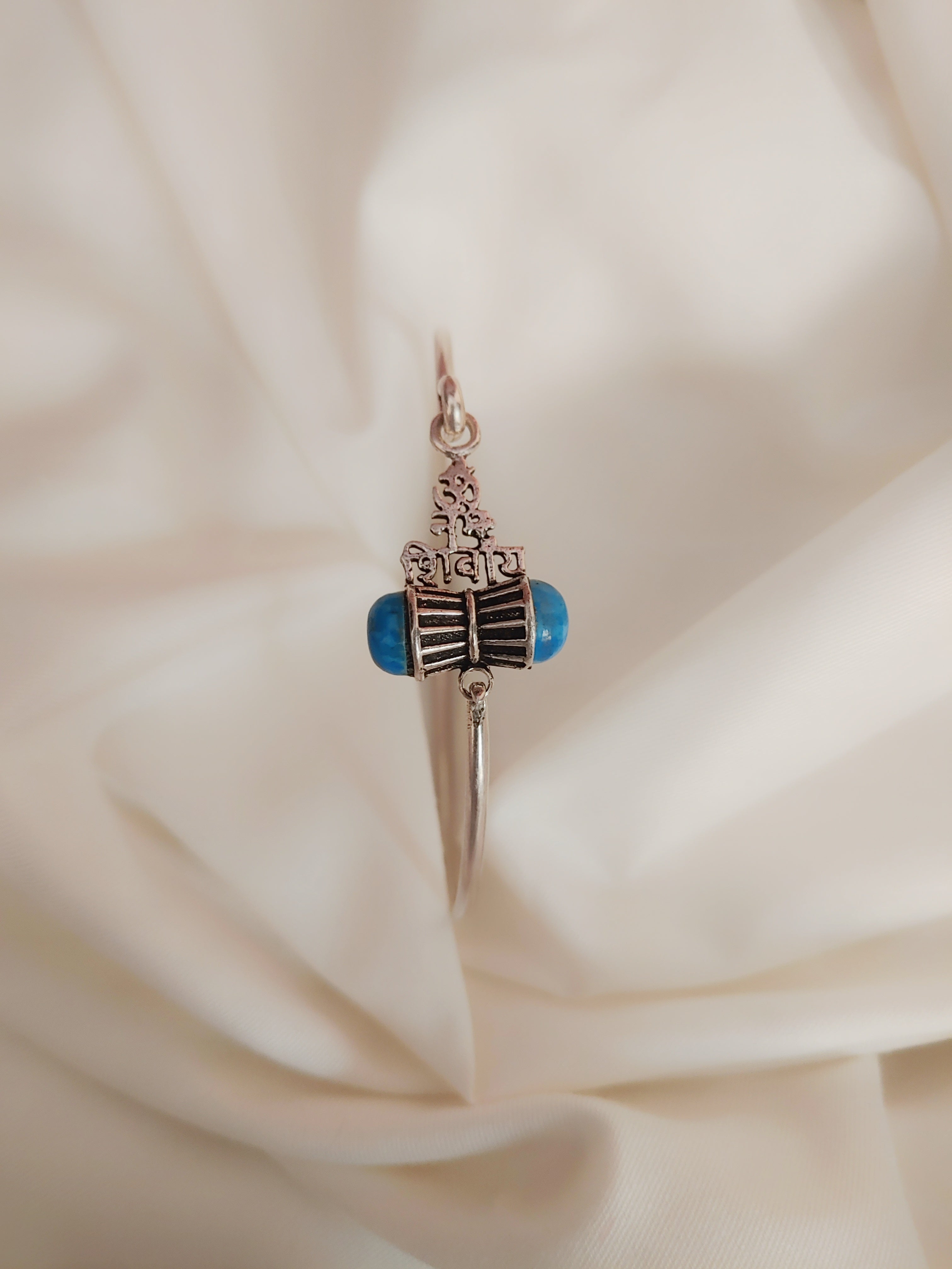 Rudratva Harmony 92.5 Handcrafted Openable Bracelet