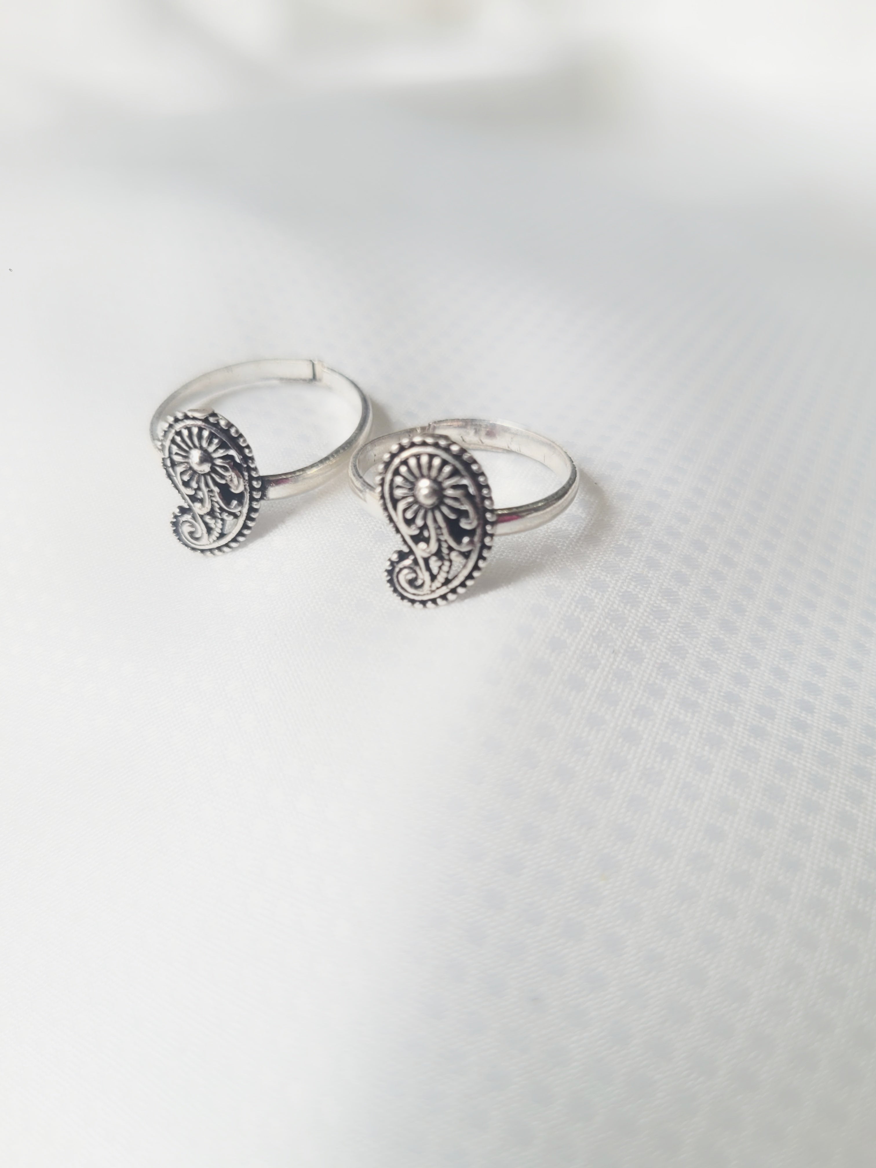 Paisley Bloom 92.5 Silver Toe Rings - Pair