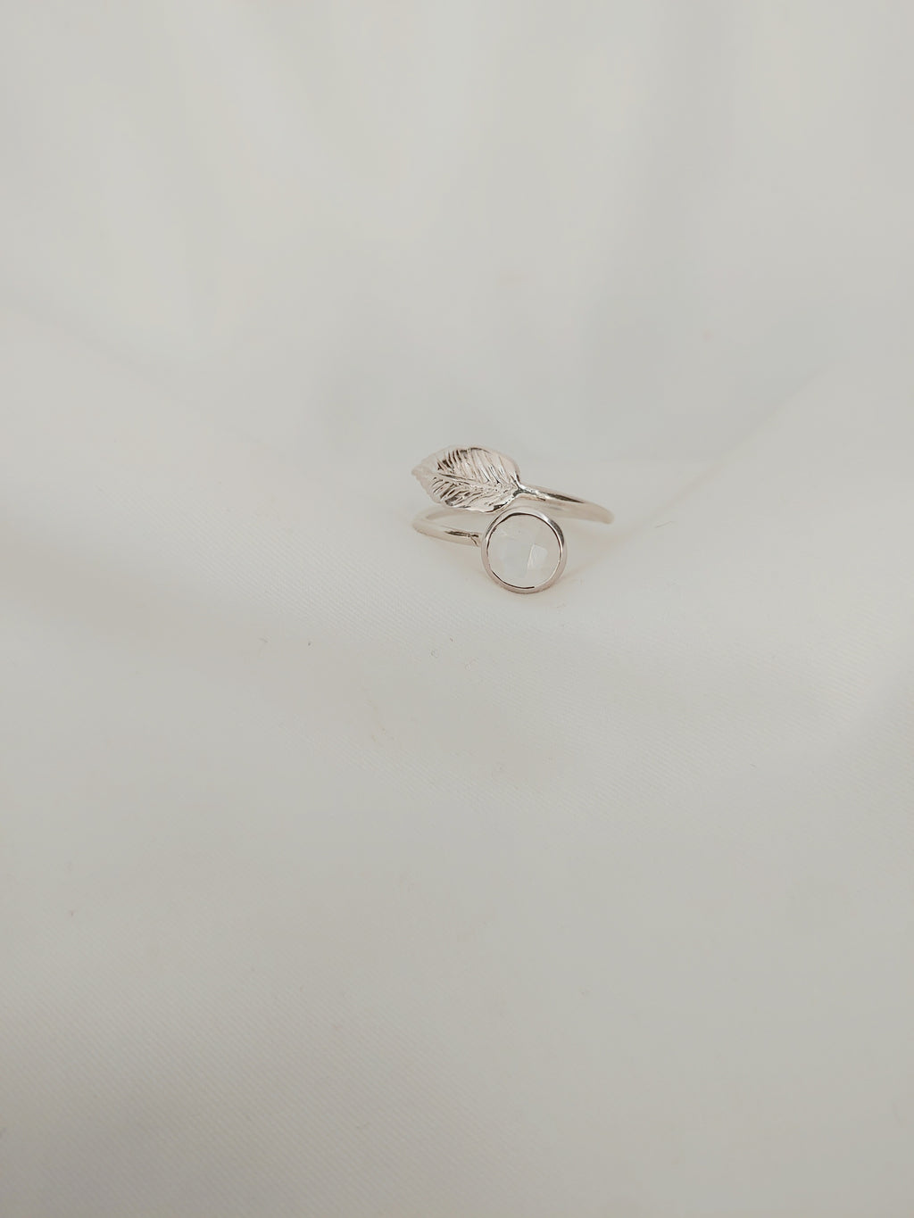 Ardhashakti Moonstone Leafy 92.5 Silver Ring