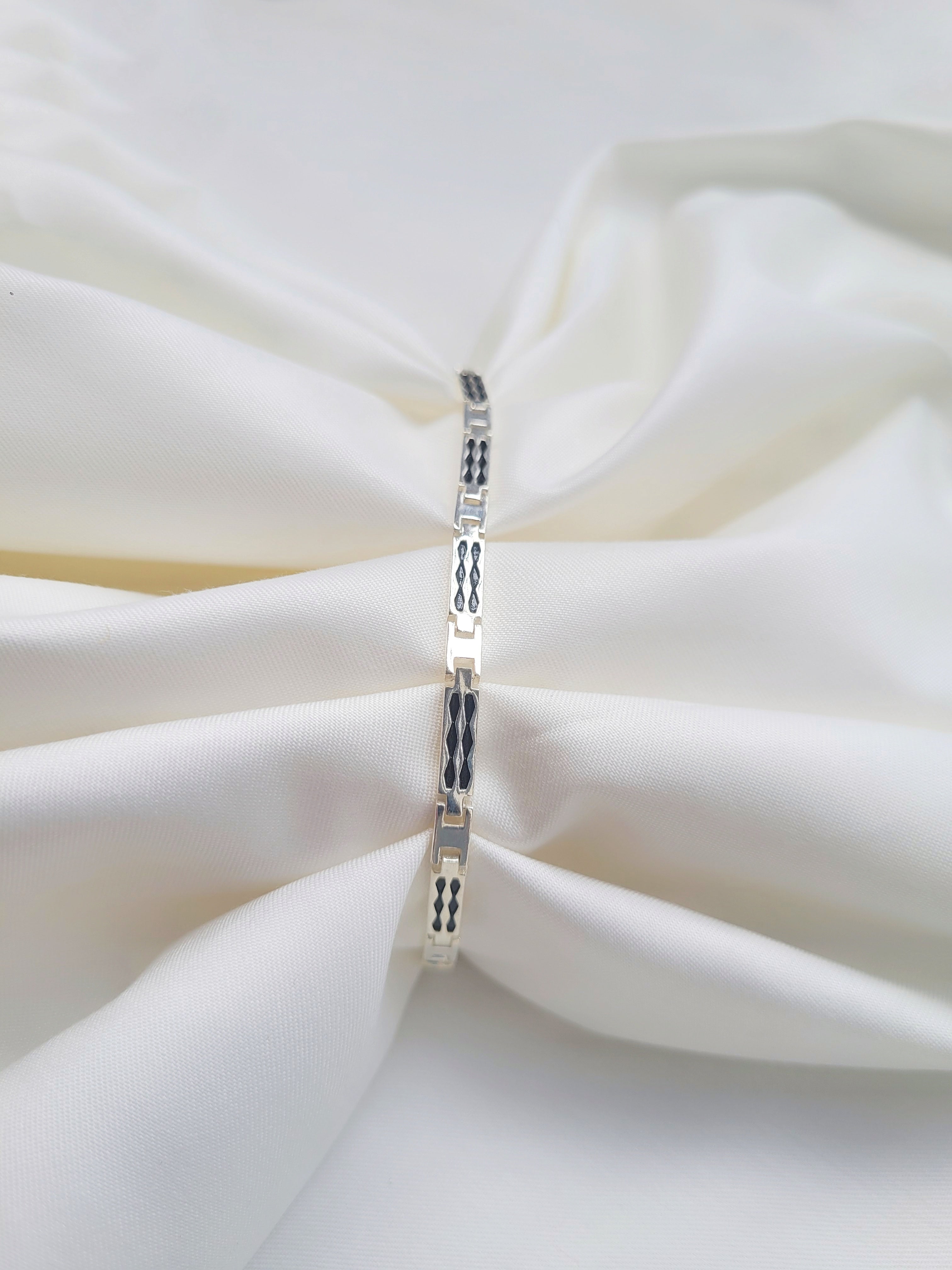 Silver Drift Minimalistic Men's 92.5 Bracelet