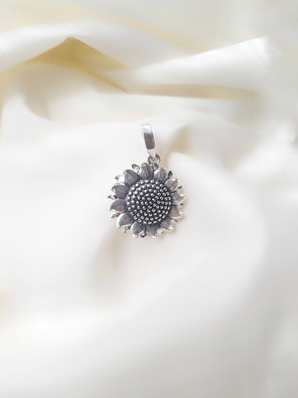 The Sunshine Sunbloom 92.5 Silver Pendant (Without Chain)