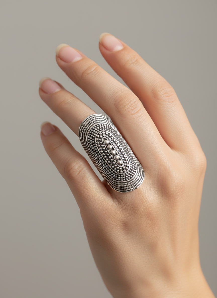 Rajvi Oval Traditional 92.5 Silver Ring