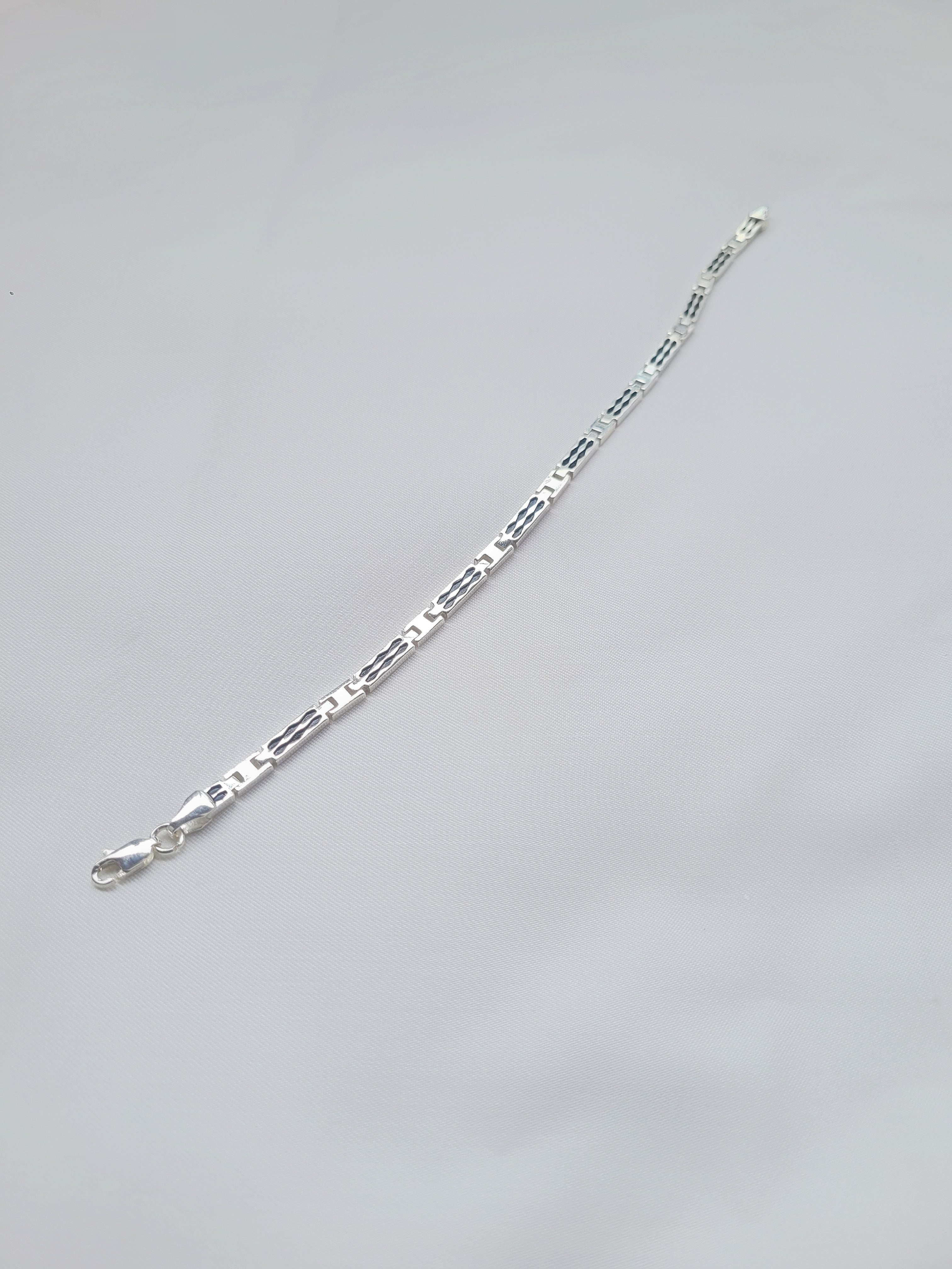 Silver Drift Minimalistic Men's 92.5 Bracelet