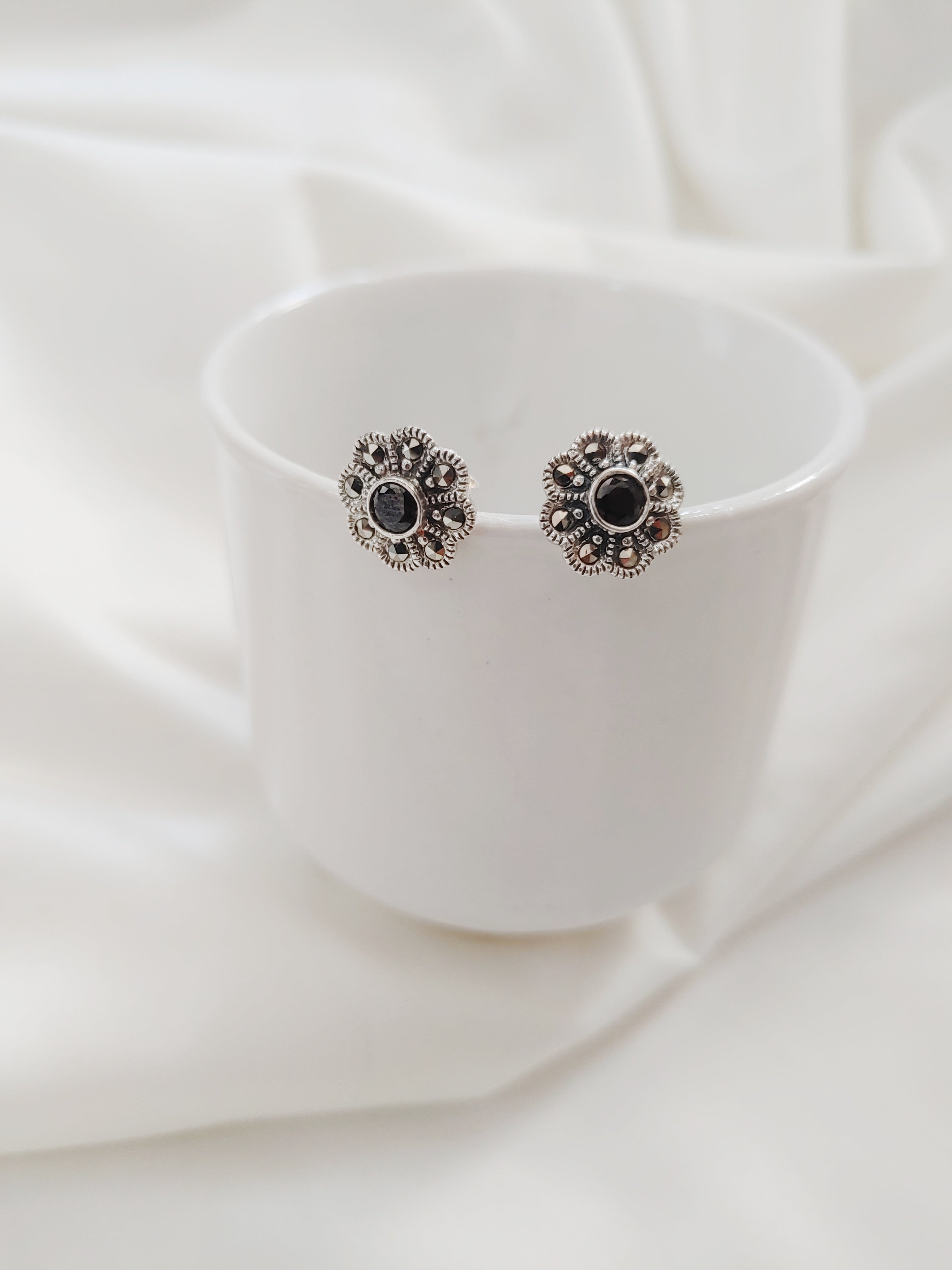 Flowery Black Onyx 92.5 Silver Marcasite Stud Earrings
